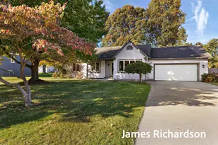 15249 Widgeon Rd, Grand Haven, MI 49417 - Photo 1