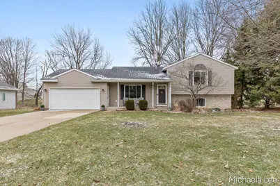 6737 Gran Via Drive NE, Rockford, MI 49341 - Photo 1