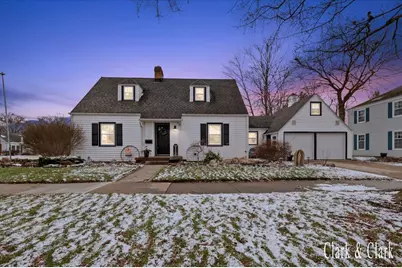 2101 Houseman Avenue NE, Grand Rapids, MI 49505 - Photo 1