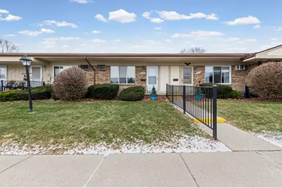 25229 Franklin Terrace #5, South Lyon, MI 48178 - Photo 1