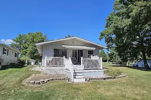 147 Dons Dr, Quincy, MI 49082 - Photo 1