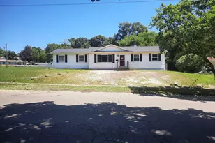 508 Garrison Rd, Battle Creek, MI 49017 - Photo 1