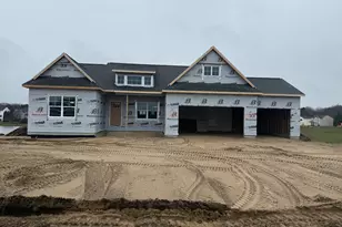 1602 Blue Haven Dr, Holland, MI 49424 - Photo 1