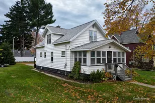 1151 W Dale Ave, Muskegon, MI 49441 - Photo 1