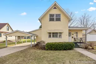 824 5th Ave, Lake Odessa, MI 48849 - Photo 1