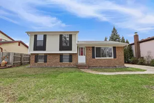 41427 Larimore Ln, Canton, MI 48187 - Photo 1