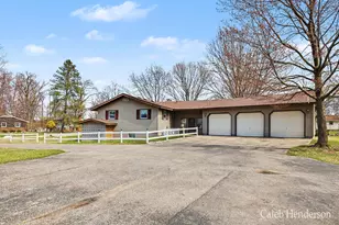 1206 Woodland Dr, Wayland, MI 49348 - Photo 1