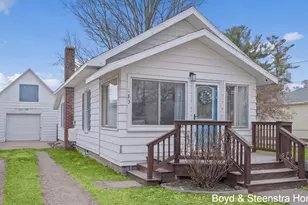 183 3rd St NE, Cedar Springs, MI 49319 - Photo 1