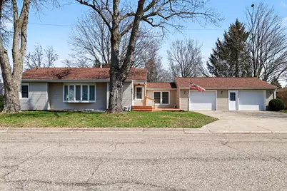 605 S Anderson Street, Plainwell, MI 49080 - Photo 1