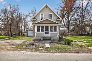 137 Hollis St, Jackson, MI 49203 - Photo 1