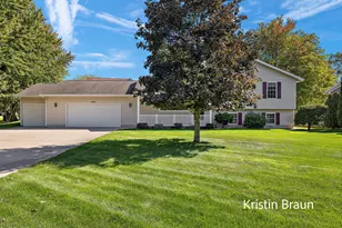 3658 Stephanie Ln, Muskegon, MI 49444 - Photo 1