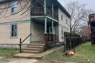 1053 Mc Reynolds Ave NW, Grand Rapids, MI 49504 - Photo 1