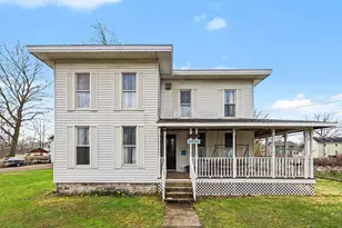814 French St, Three Rivers, MI 49093 - Photo 1
