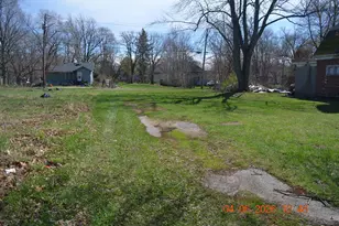 941 Colfax Ave, Benton Harbor, MI 49022 - Photo 1