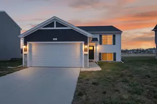 2106 Farm Valley Rd, Adrian, MI 49221 - Photo 1