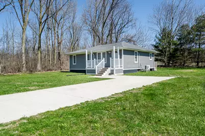 373 Bridgman Avenue, Benton Harbor, MI 49022 - Photo 1