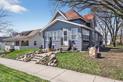 610 Chester Street, Jackson, MI 49203 - Photo 1