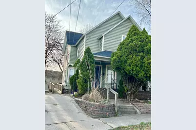 447 Emerald Avenue NE, Grand Rapids, MI 49503 - Photo 1