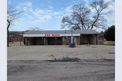 605 S James Street, Ludington, MI 49431 - Photo 1