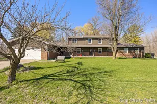 1555 Knapp St NE, Grand Rapids, MI 49505 - Photo 1