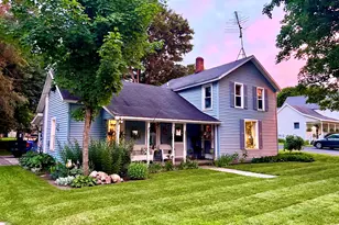 315 W Pere Marquette St, Big Rapids, MI 49307 - Photo 1
