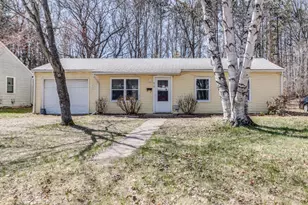 815 N Washington Ave, Battle Creek, MI 49037 - Photo 1