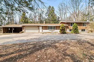 1878 E Parkdale Ave, Manistee, MI 49660 - Photo 1