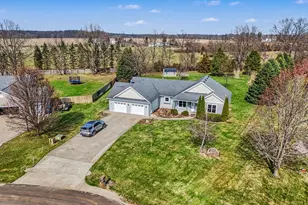 27580 Manchester Cir, Paw Paw, MI 49079 - Photo 1