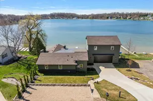12475 Oakwood Shores St, Wayland, MI 49348 - Photo 1