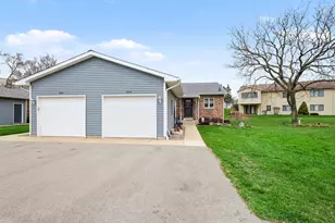 4549 N Valley Dr NE, Grand Rapids, MI 49525 - Photo 1