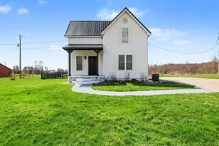 17801 20 Mile Rd, Marshall, MI 49068 - Photo 1
