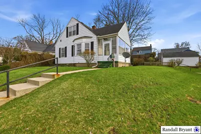 850 Hollywood Street NE, Grand Rapids, MI 49505 - Photo 1