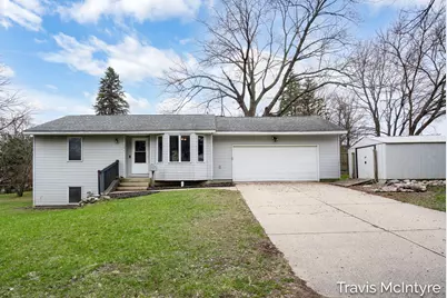 103 W Union Street, Greenville, MI 48838 - Photo 1