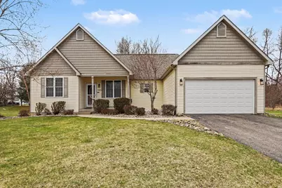 183 Abbington Circle, Battle Creek, MI 49015 - Photo 1