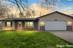 2636 Springdale St, Hudsonville, MI 49426 - Photo 1