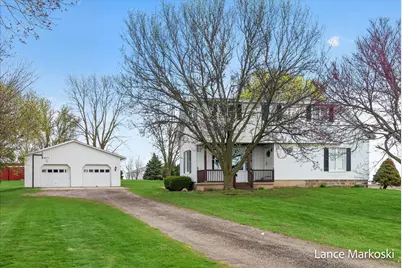 1585 135th Avenue, Wayland, MI 49348 - Photo 1