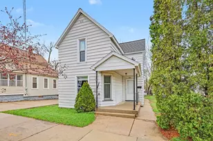 1212 Garfield Ave NW, Grand Rapids, MI 49504 - Photo 1