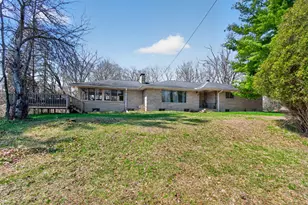 3928 Stonewall Rd, Jackson, MI 49203 - Photo 1