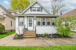 811 Michigan Ave, Saint Joseph, MI 49085 - Photo 1