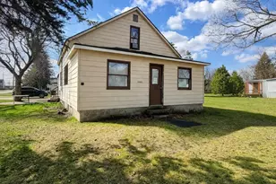 1101 Manning St, Cadillac, MI 49601 - Photo 1
