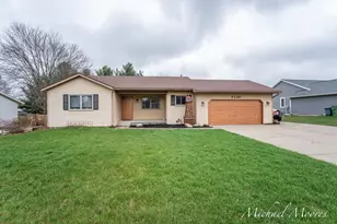 7130 28th Ave, Hudsonville, MI 49426 - Photo 1
