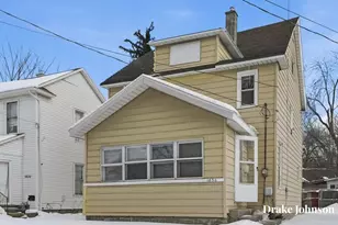 1836 Buchanan Ave SW, Grand Rapids, MI 49507 - Photo 1