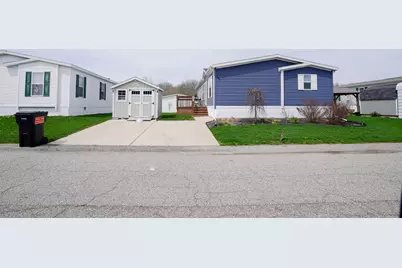 107 Gardens Boulevard NW, Grand Rapids, MI 49534 - Photo 1