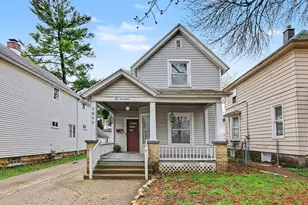 1017 Mc Reynolds Ave NW, Grand Rapids, MI 49504 - Photo 1