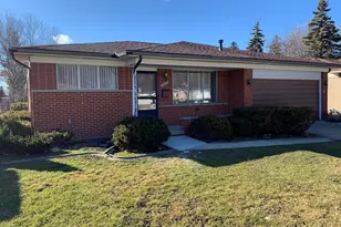33633 Swan Dr, Sterling Heights, MI 48312 - Photo 1