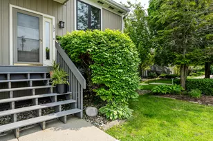 197 Wayne St, Saint Joseph, MI 49085 - Photo 1