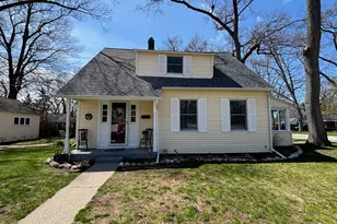 921 Moulton Ave, Muskegon, MI 49445 - Photo 1