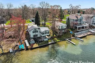 2662 Lakeside Dr, Stanton, MI 48888 - Photo 1