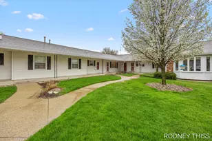 1908 Elizabeth Ln, Jenison, MI 49428 - Photo 1