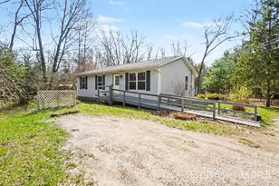6901 Evanston Ave, Muskegon, MI 49442 - Photo 1